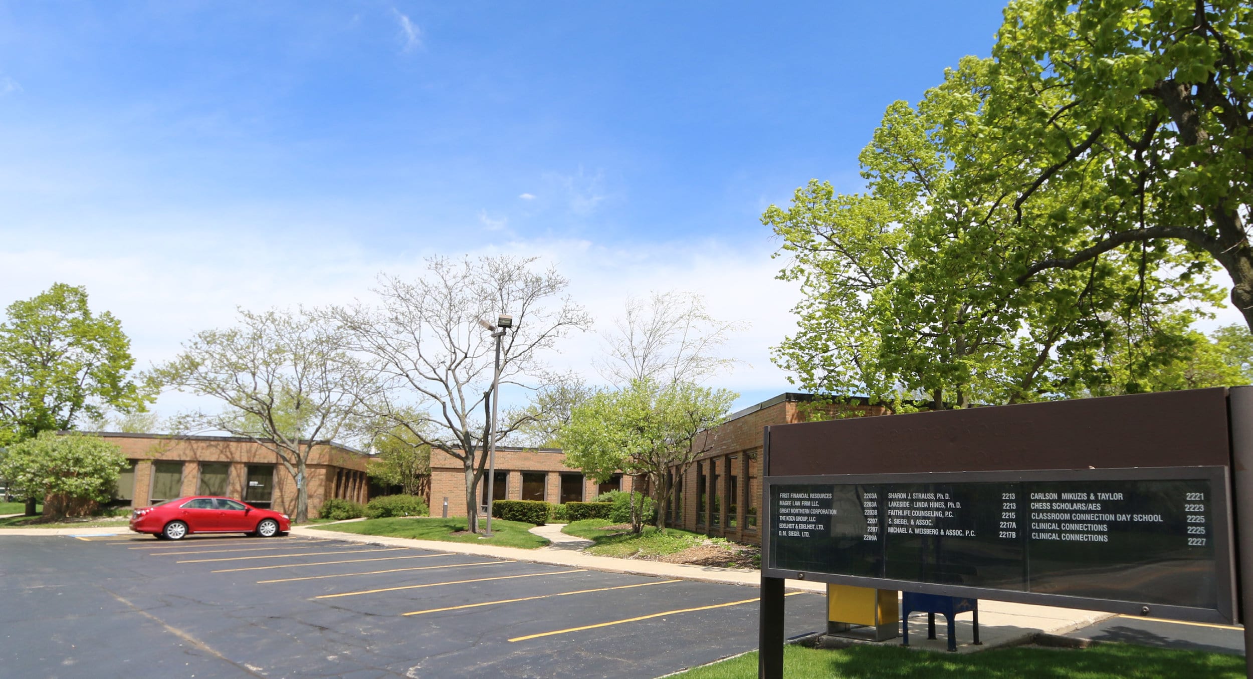 NAI Hiffman completes five lease transactions in Bannockburn