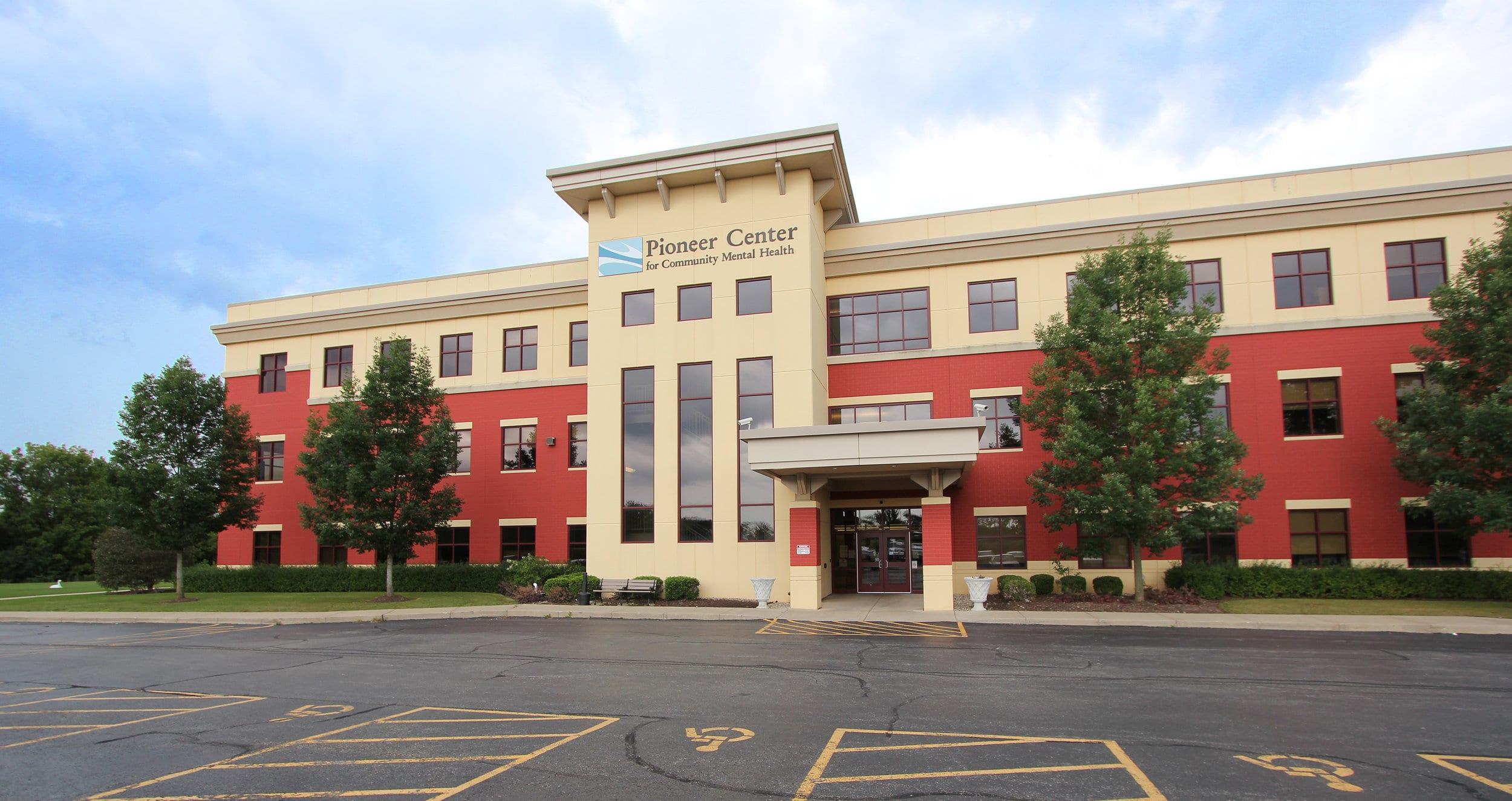 NAI Hiffman’s Wurtz and Van Reken complete office sale for non-profit in McHenry