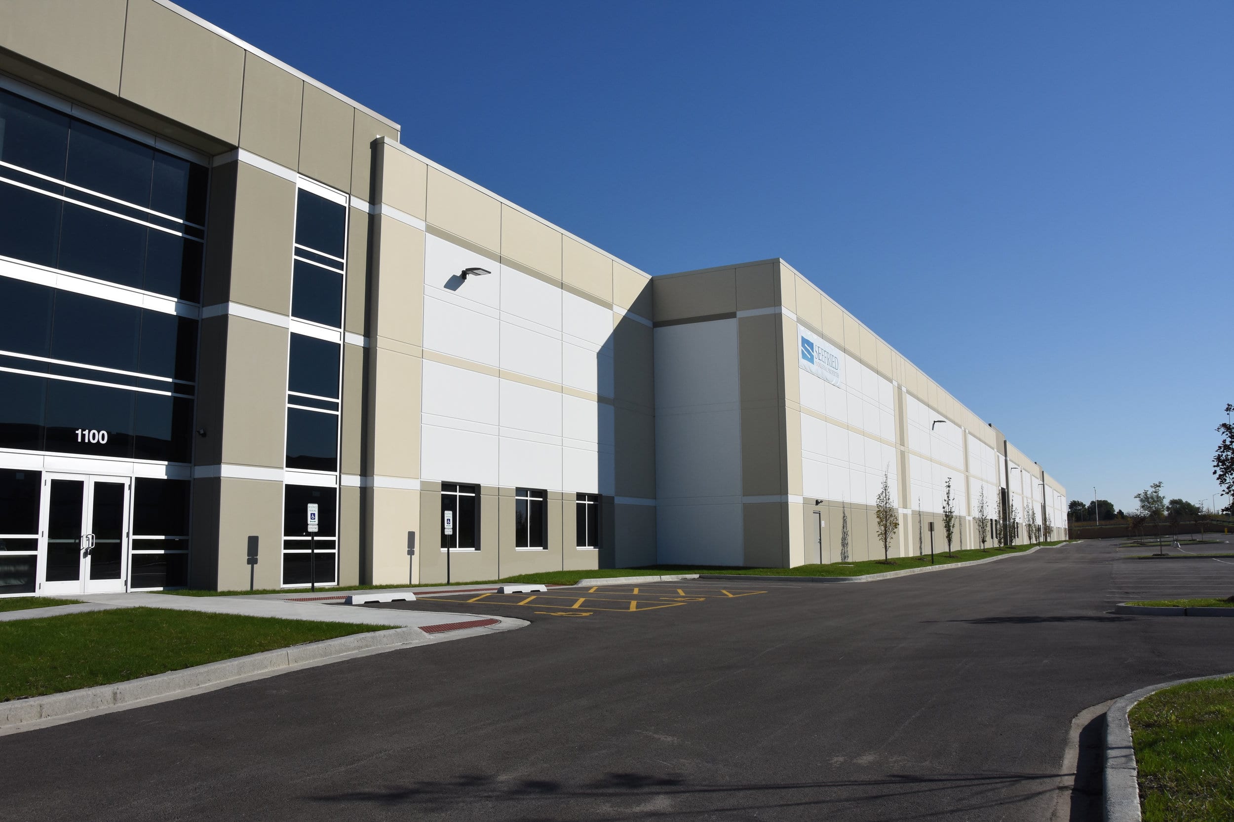 Leahy and Cremer assist in 150,364-square-foot I-55 industrial lease